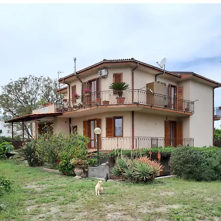 Nicole - Stella Marina Apartament *